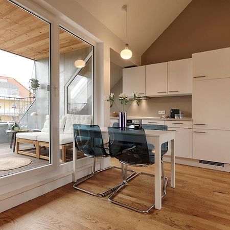 Homiestay City-Apartment, Balkon & Parkplatz 维尔茨堡 外观 照片