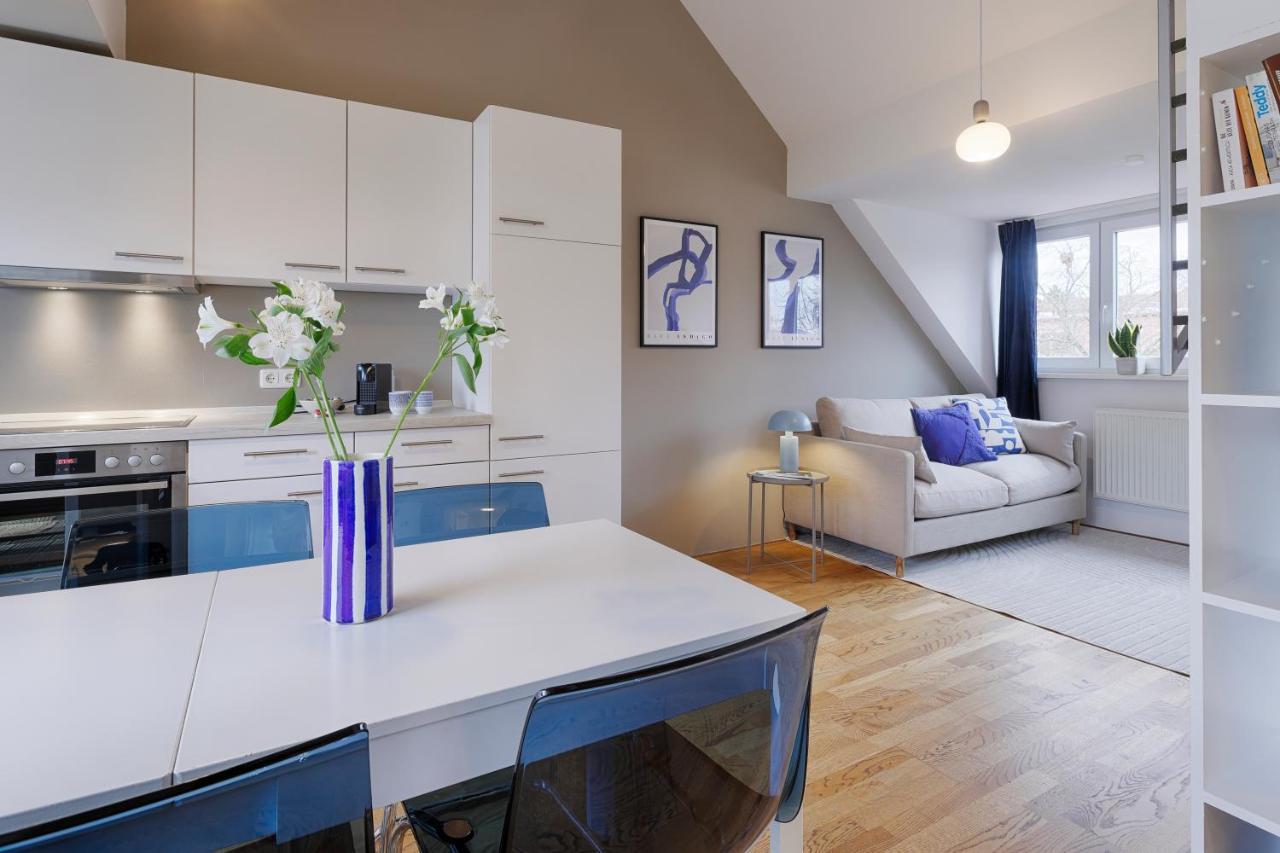 Homiestay City-Apartment, Balkon & Parkplatz 维尔茨堡 外观 照片